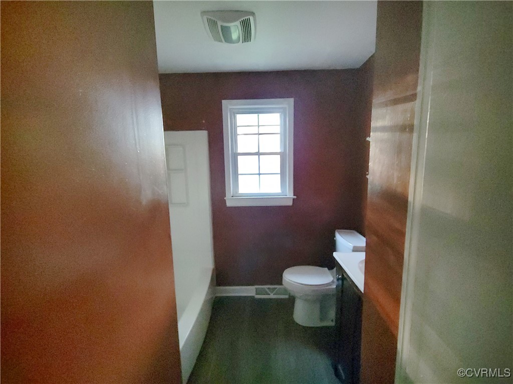 15604 Exter Mill Road Chesterfield, VA 23838 - Photo 17 of 22 a bathroom with a toilet