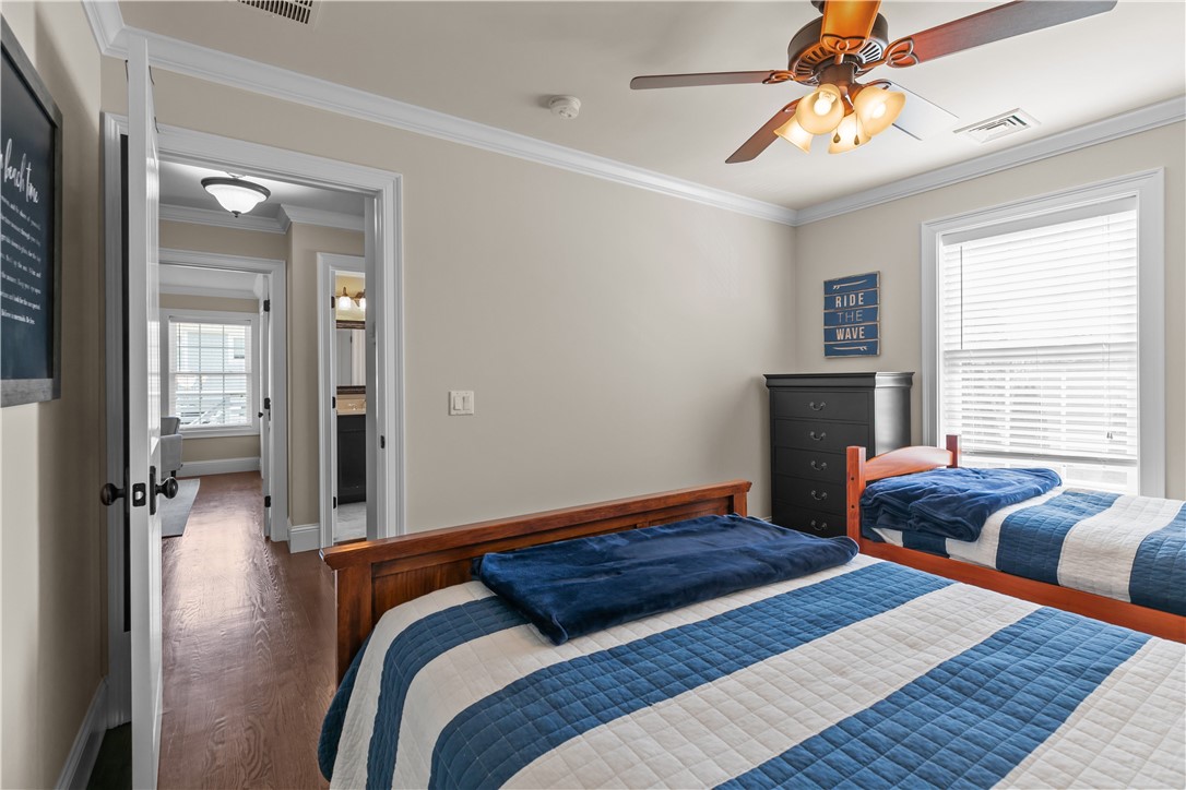 5 Lowndes Street Newport, RI 02840 - Photo 25 of 40 Bdrm 2