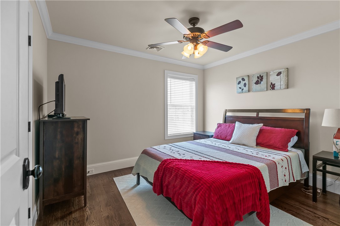 5 Lowndes Street Newport, RI 02840 - Photo 26 of 40 Bdrm 3