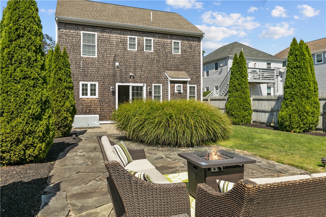 5 Lowndes Street Newport, RI 02840 - Photo 30 of 40