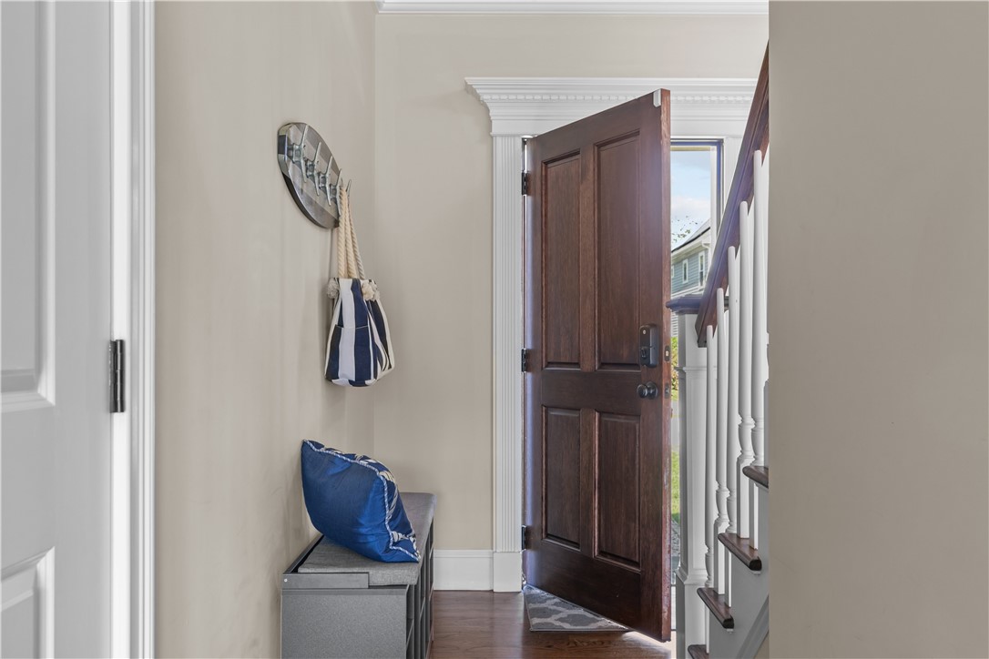 5 Lowndes Street Newport, RI 02840 - Photo 3 of 40