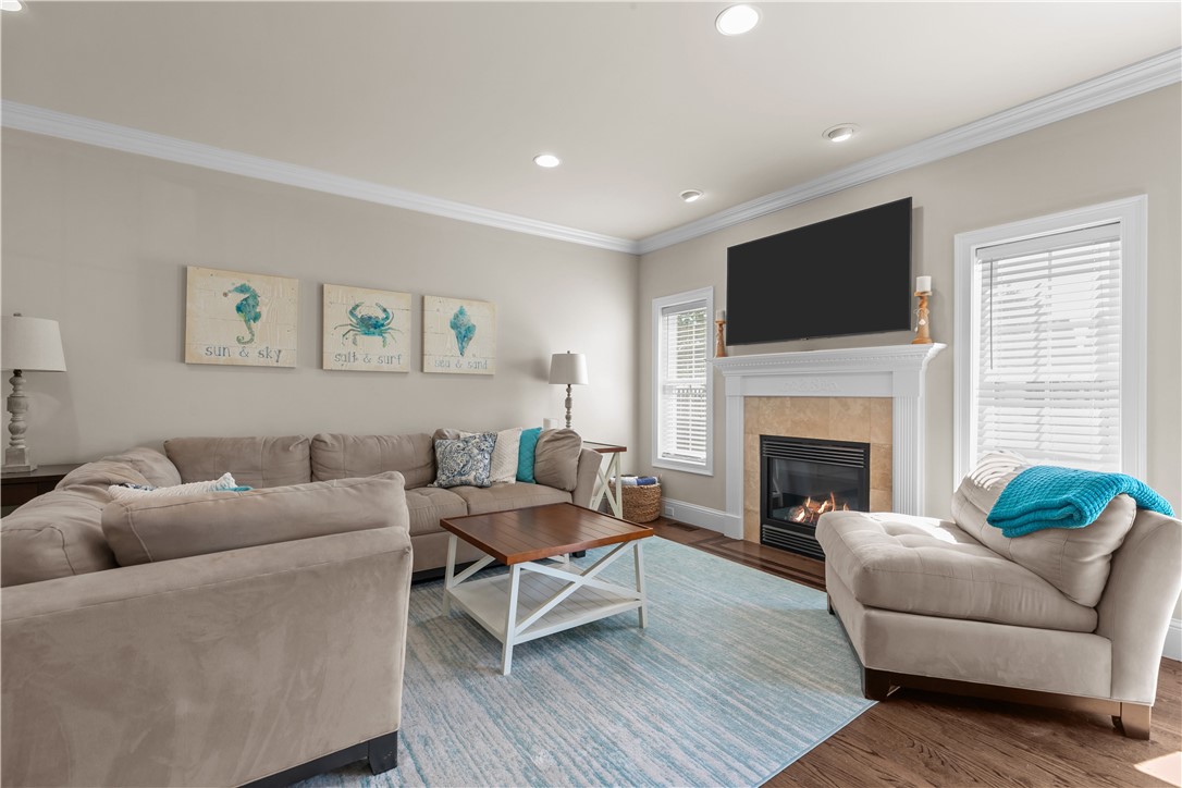 5 Lowndes Street Newport, RI 02840 - Photo 8 of 40