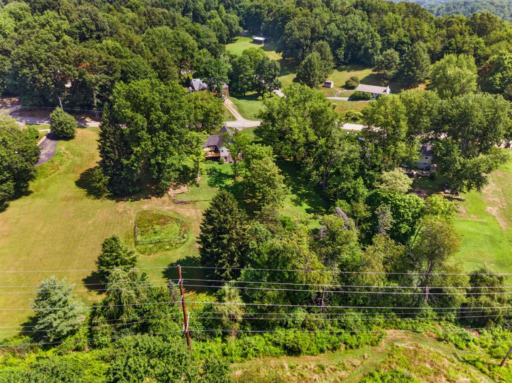 191 Wheatland Road Wexford, PA 15090 - Photo 33 of 35 Gallery Image 33