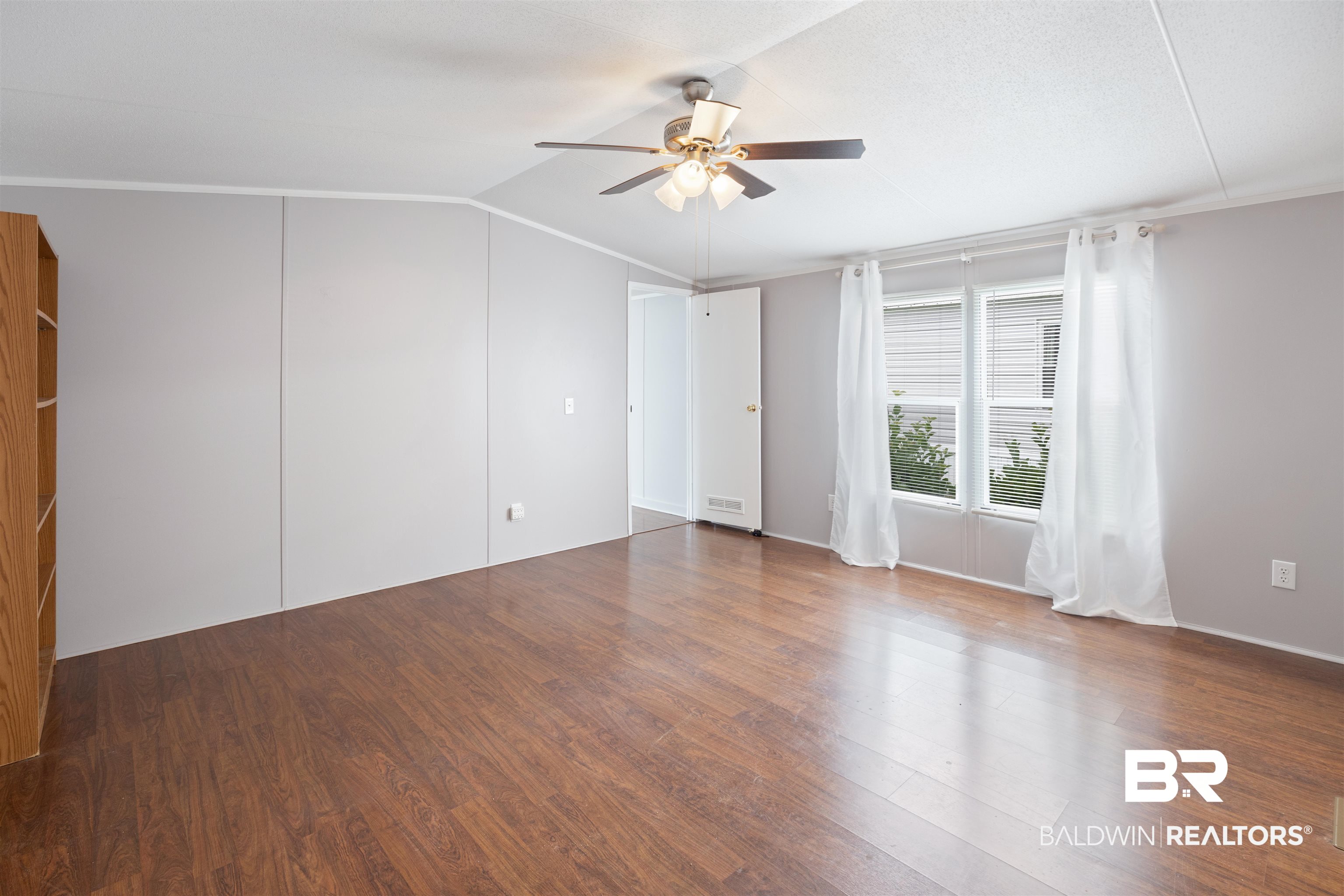25351 Canal Road Orange Beach, AL 36561 - Photo 13 of 32 Gallery Image 13