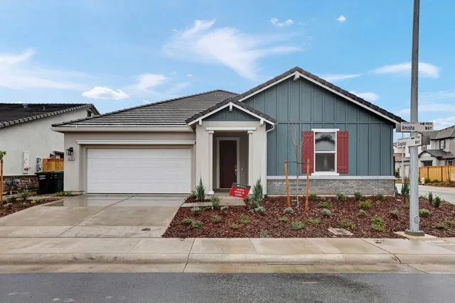 $679,999 | 9826 Amisha Way, Sacramento, CA 95829