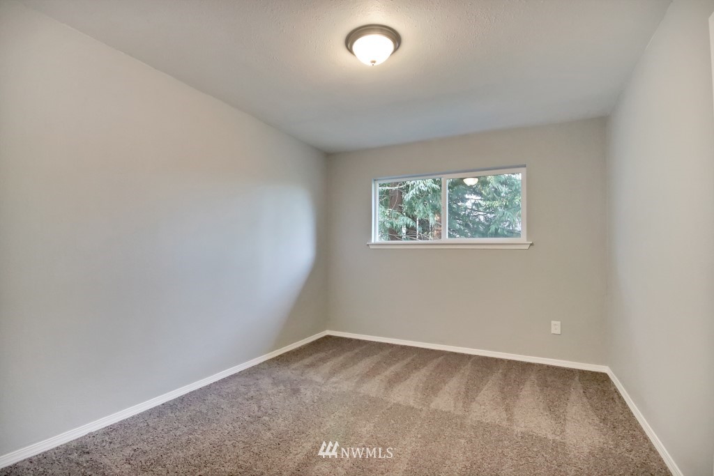 8413 Golden Given Road East Tacoma, WA 98445 - Photo 17 of 25 Gallery Image 17