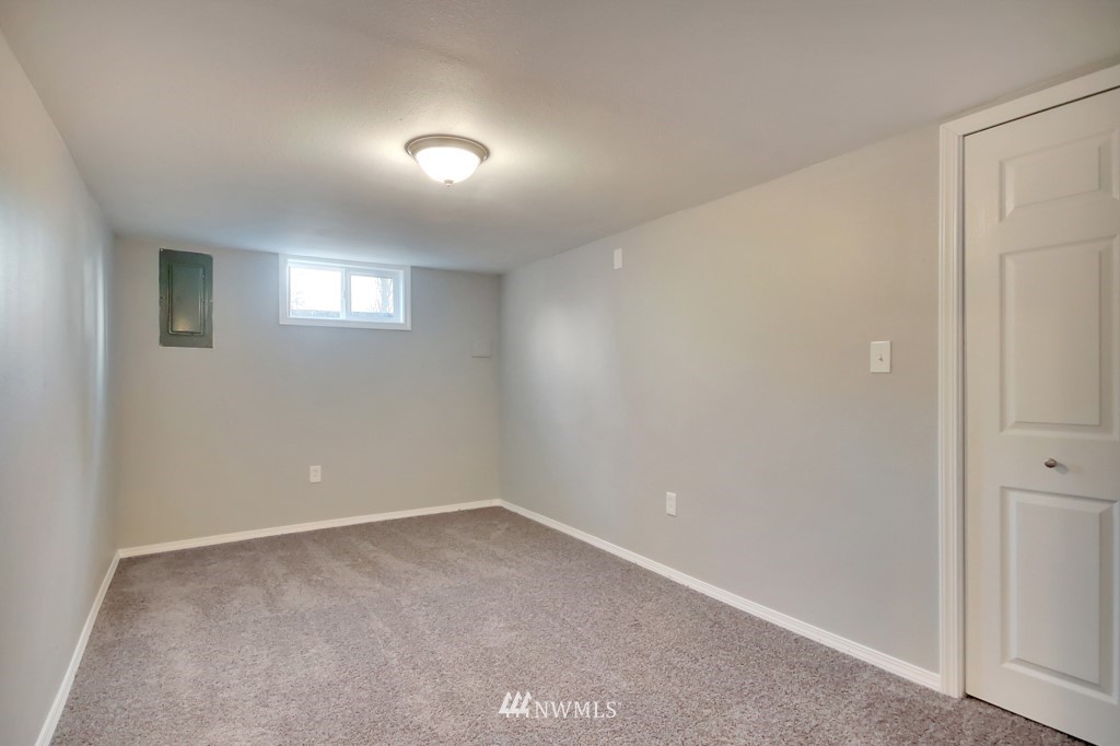 8413 Golden Given Road East Tacoma, WA 98445 - Photo 24 of 25 Gallery Image 24