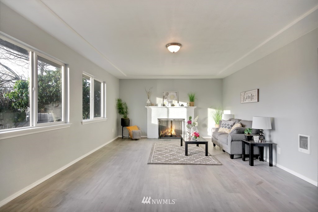 8413 Golden Given Road East Tacoma, WA 98445 - Photo 7 of 25 Gallery Image 7