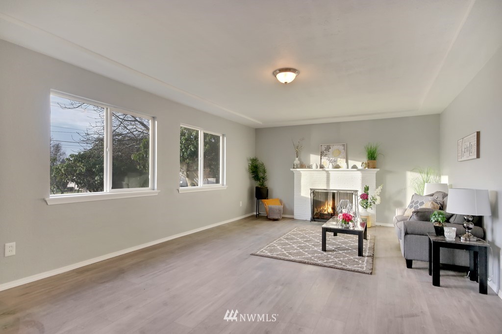 8413 Golden Given Road East Tacoma, WA 98445 - Photo 8 of 25 Gallery Image 8