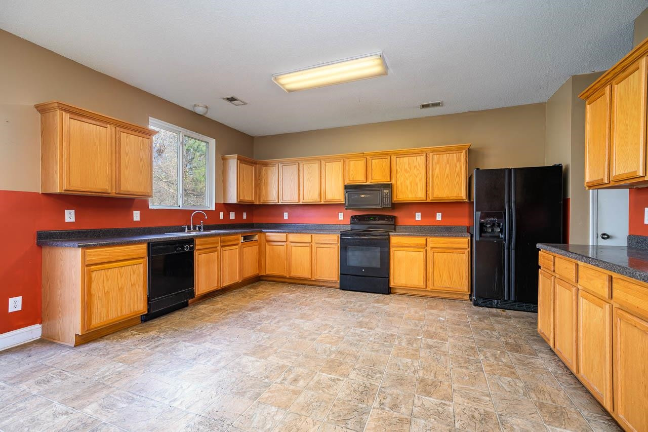 5959 Ricker Road Raleigh, NC 27610 - Photo 4 of 13 Photo 4
