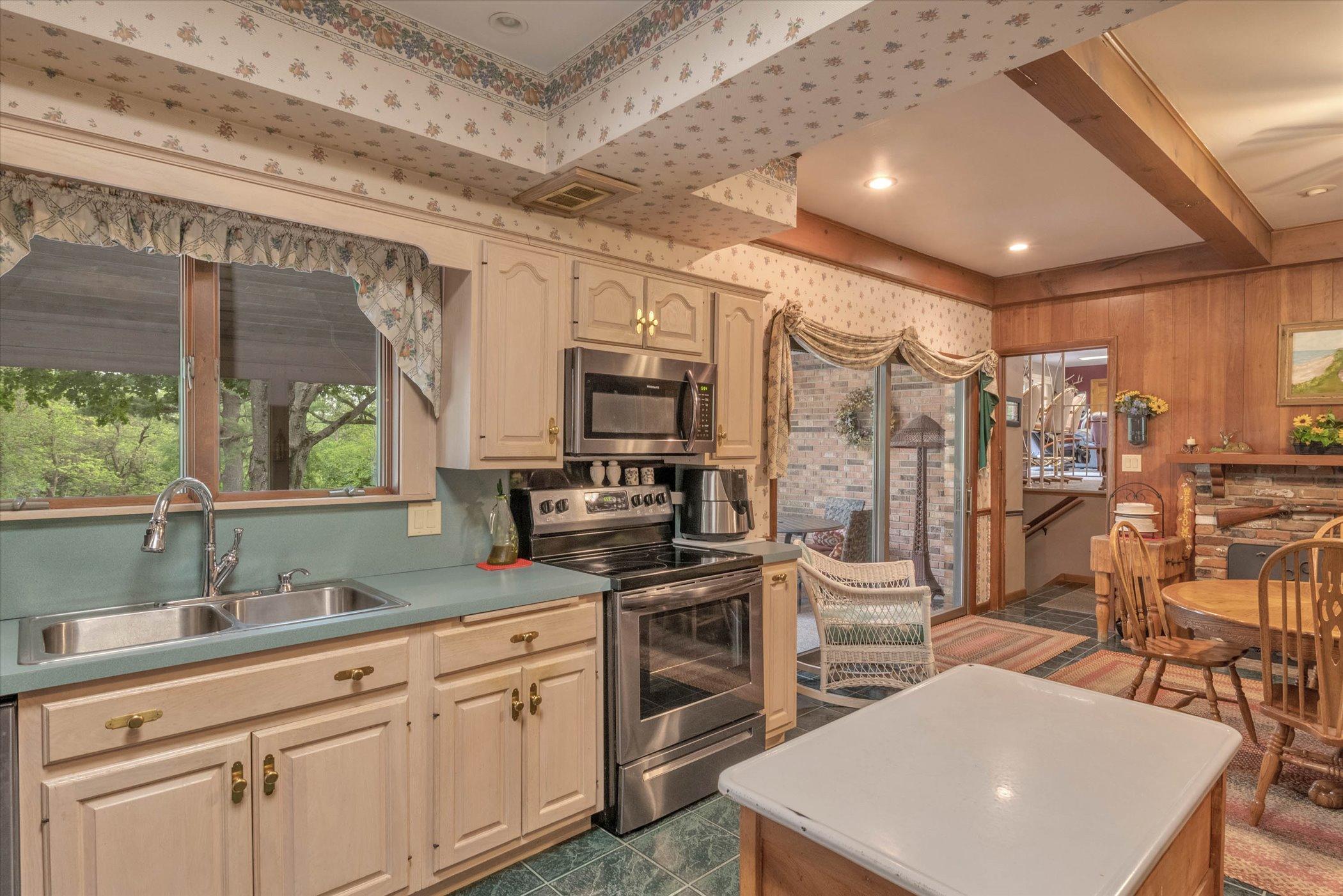 1616 Niles Buchanan Road Niles, MI 49120 - Photo 12 of 79 13-1616 Niles-WindowStill-Real-Estate-Ph