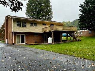 32 Pine Drive Lynchburg, VA 24502 - Photo 29 of 30 a front view of a house with a yard