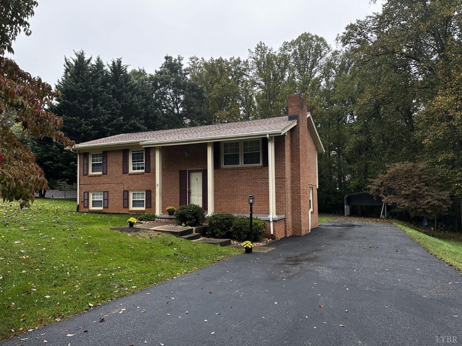 32 Pine Drive Lynchburg, VA 24502 - Photo 3 of 30 a view of a house with a yard