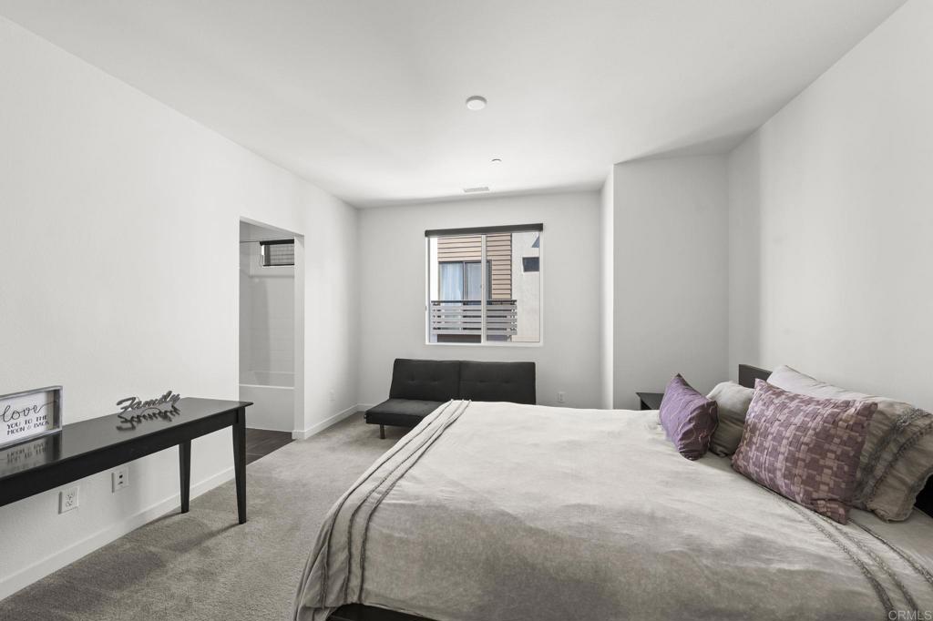 2563 State Street Carlsbad, CA 92008 - Photo 18 of 57