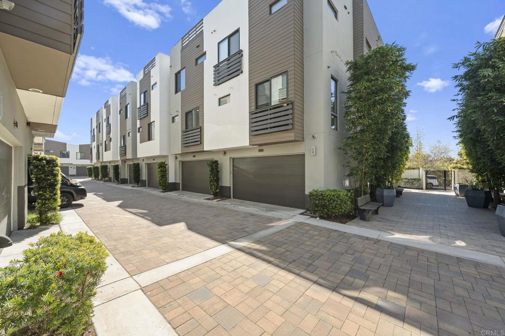 2563 State Street Carlsbad, CA 92008 - Photo 32 of 57