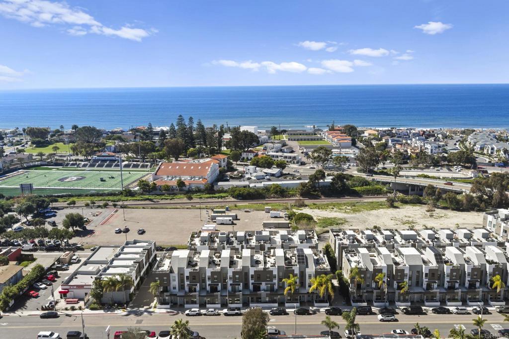 2563 State Street Carlsbad, CA 92008 - Photo 43 of 57