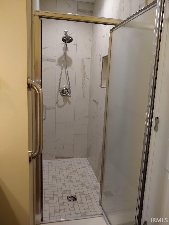 1111 Carnaby East Bloomington, IN 47401 - Photo 11 of 17