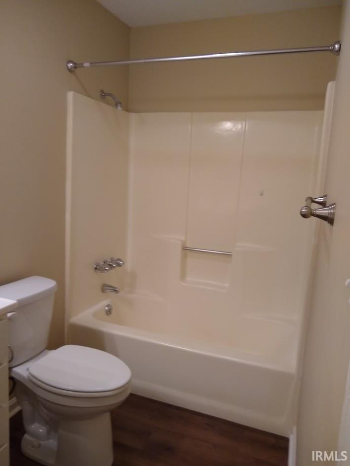 1111 Carnaby East Bloomington, IN 47401 - Photo 8 of 17