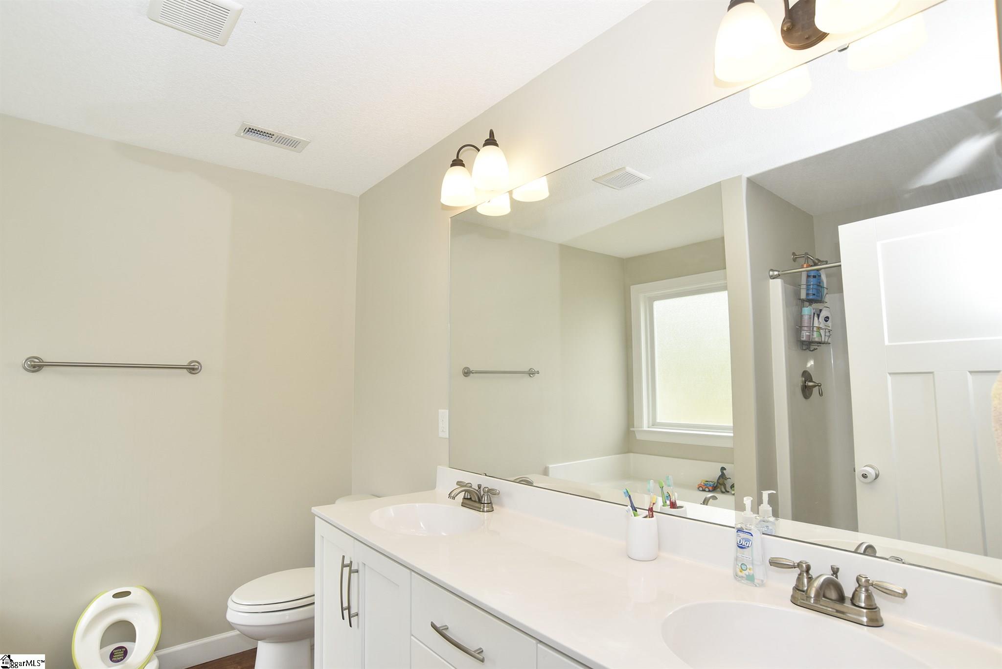 101 North Pink Dill Mill Road Greer, SC 29651 - Photo 12 of 22 Gallery Image 12