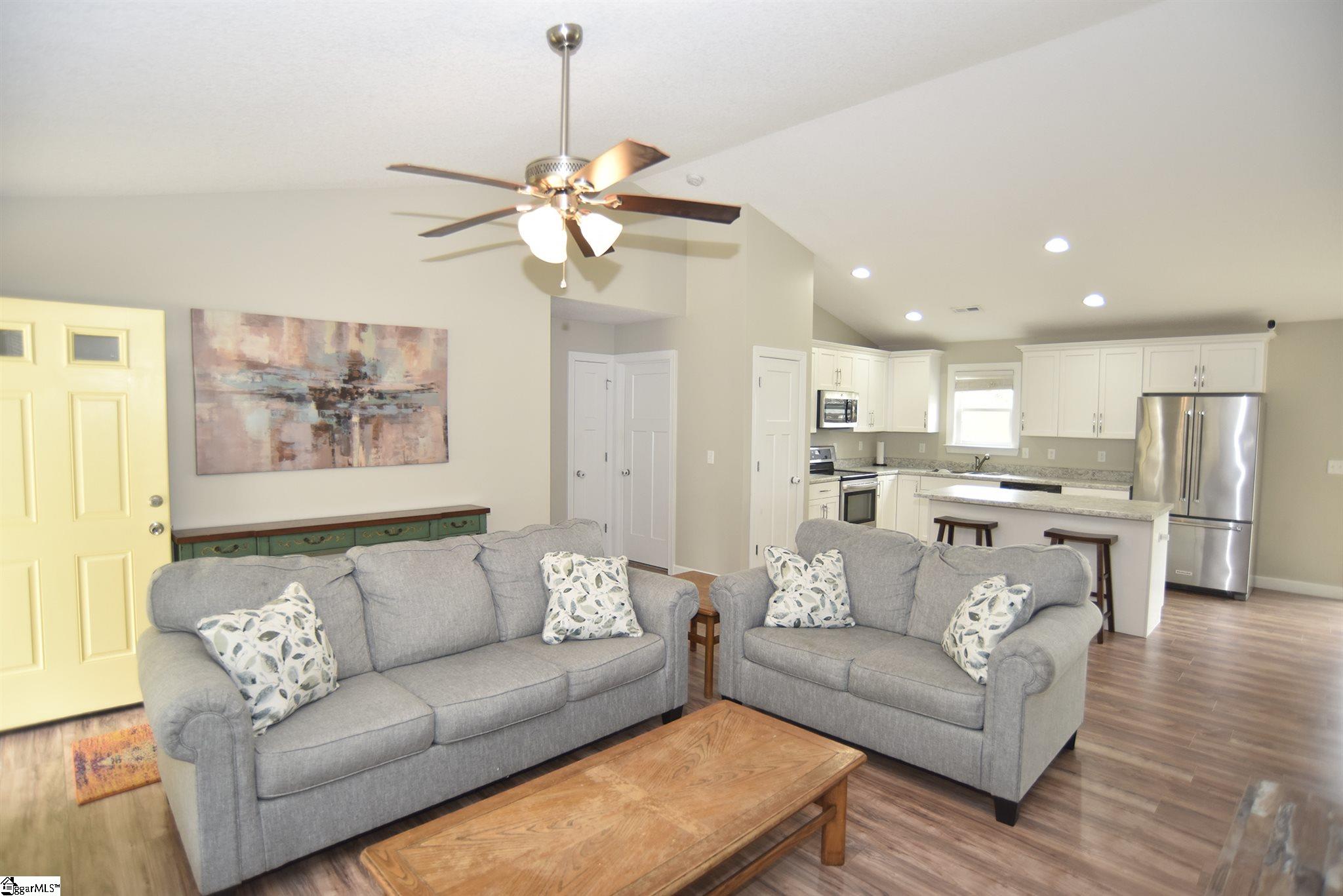 101 North Pink Dill Mill Road Greer, SC 29651 - Photo 5 of 22 Gallery Image 5