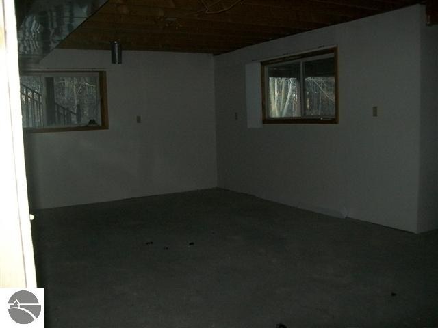 3843 South Alamando Road St. Louis, MI 48880 - Photo 37 of 62 1744471-38.JPG