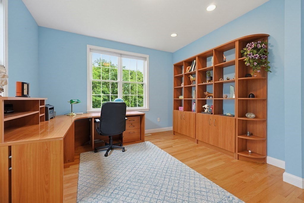 35 Howarth Drive Upton, MA 01568 - Photo 19 of 42