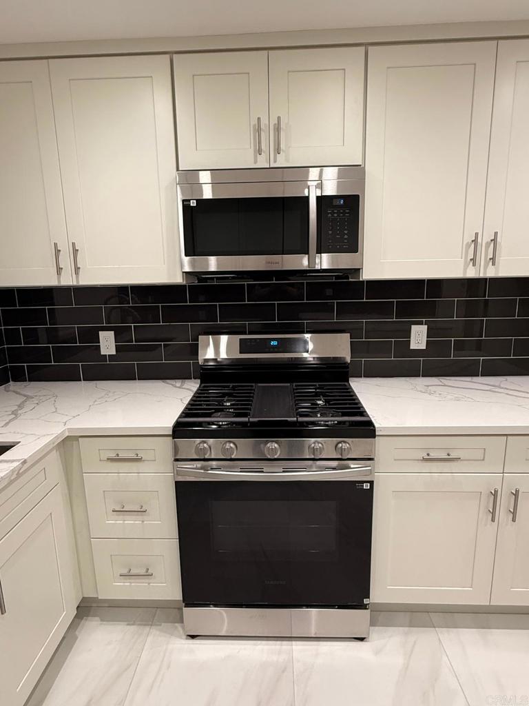 4566 Cove Drive, Unit C Carlsbad, CA 92008 - Photo 28 of 35