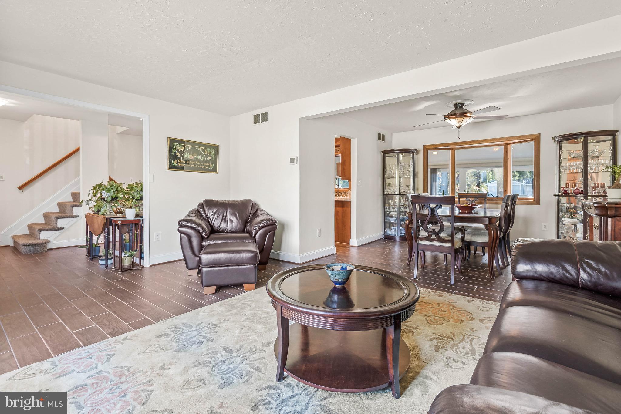 105 Milburn Circle Pasadena, MD 21122 - Photo 6 of 43