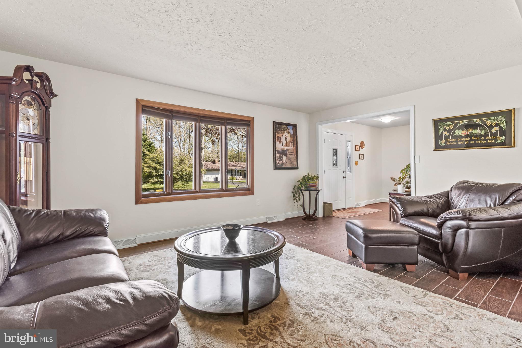 105 Milburn Circle Pasadena, MD 21122 - Photo 7 of 43