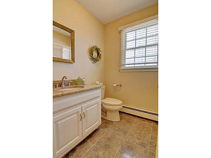 15 Stagecoach Road Cumberland, RI 02864 - Photo 15 of 25 Bathroom.