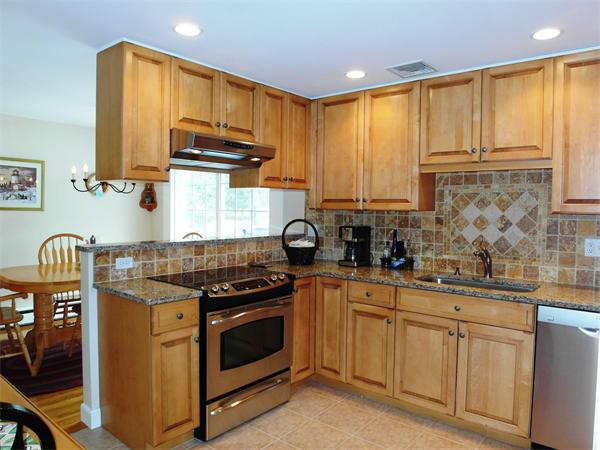 4 Sheffield Road Framingham, MA 01701 - Photo 11 of 25
