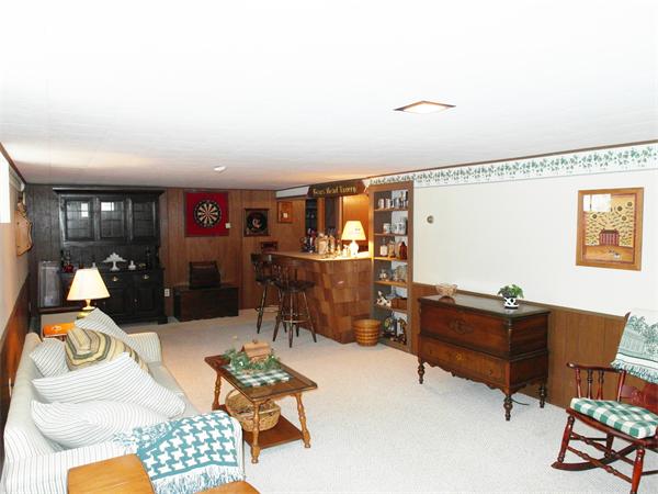 4 Sheffield Road Framingham, MA 01701 - Photo 21 of 25