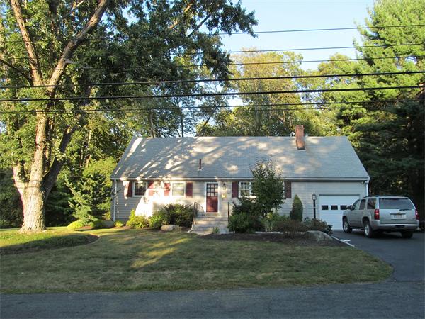 4 Sheffield Road Framingham, MA 01701 - Photo 3 of 25