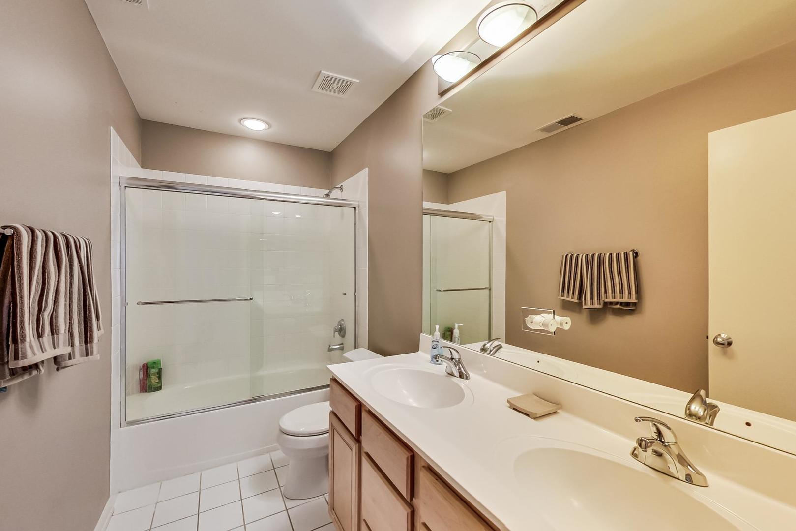 706 Rienzi Lane Highwood, IL 60040 - Photo 40 of 50