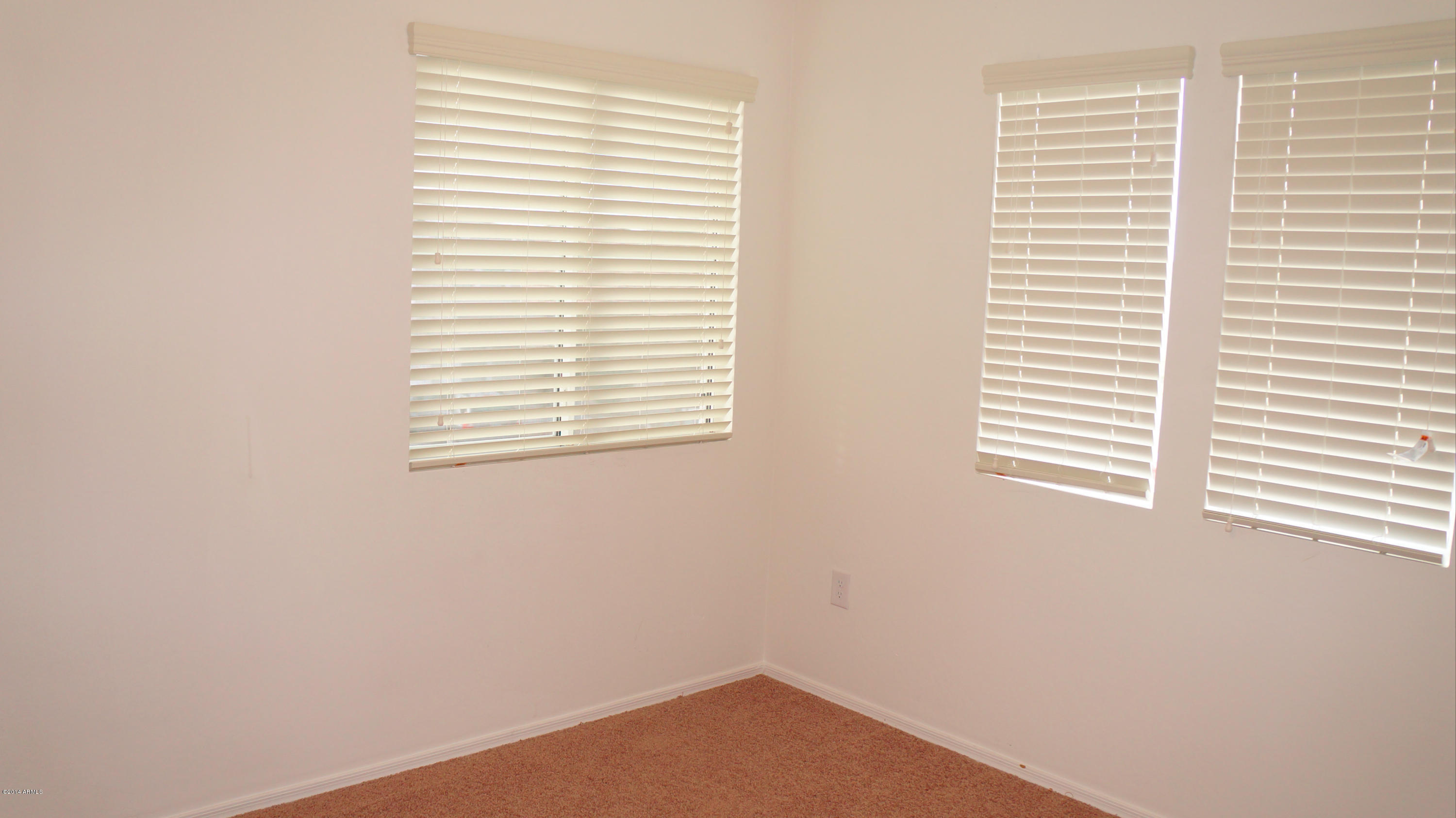 7001 South 40th Lane Phoenix, AZ 85041 - Photo 18 of 42 DSC01966