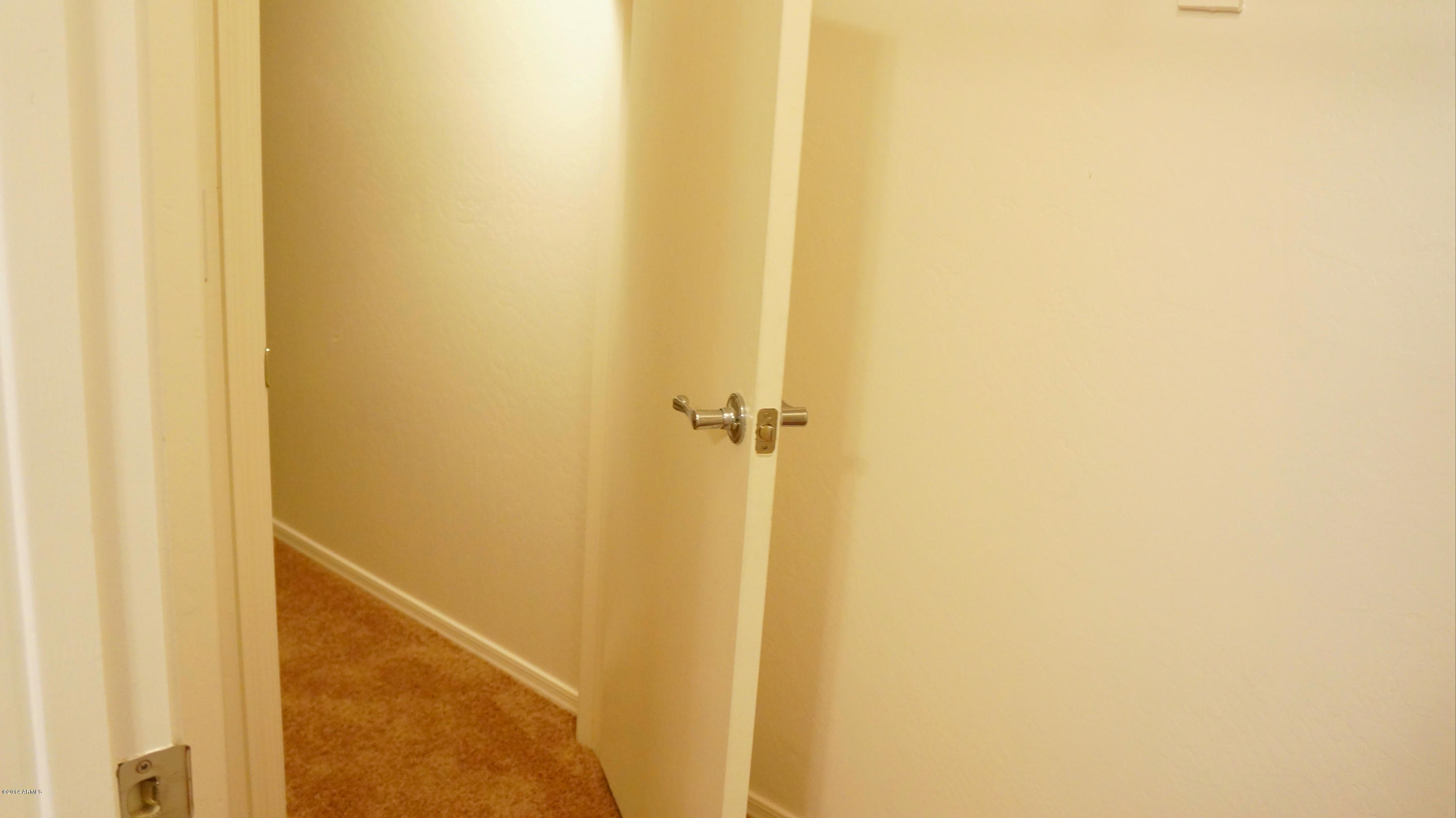 7001 South 40th Lane Phoenix, AZ 85041 - Photo 20 of 42 DSC01970
