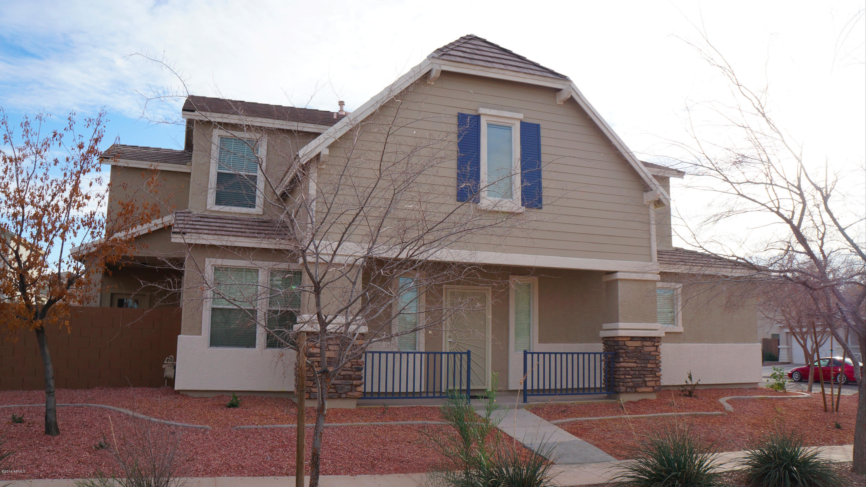 7001 South 40th Lane Phoenix, AZ 85041 - Photo 2 of 42 DSC01939