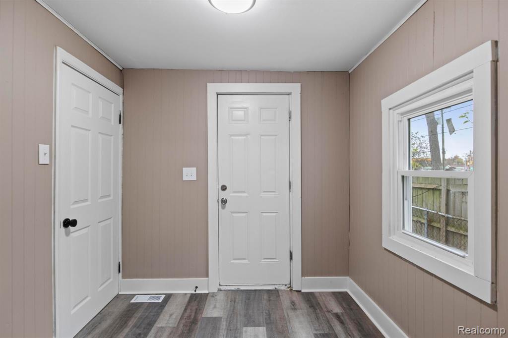 154 Stratford Road Ferndale, MI 48220 - Photo 19 of 29