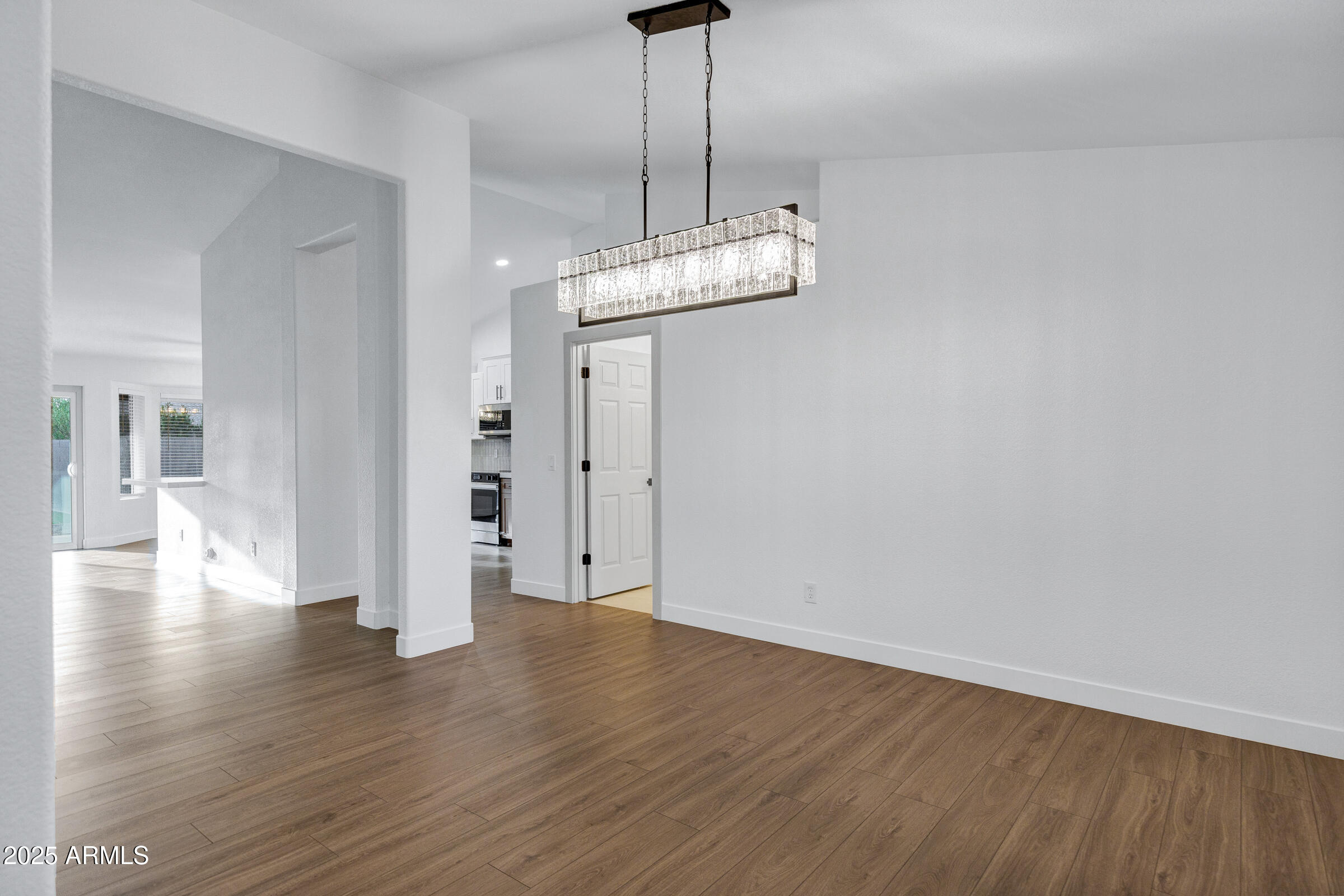 952 South Canal Drive Gilbert, AZ 85296 - Photo 14 of 42 952 S Canal Dr-9