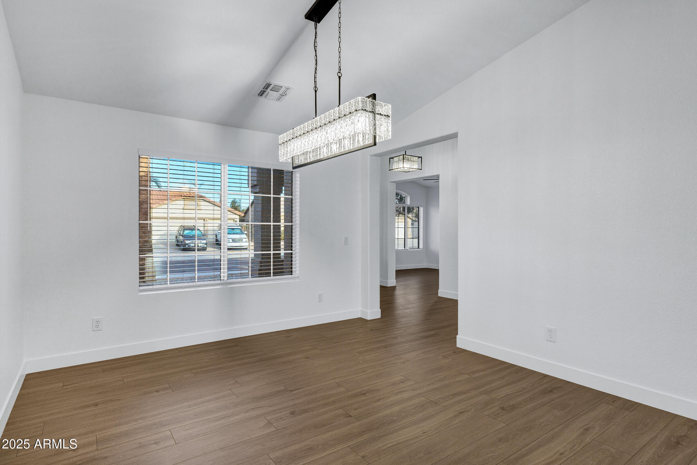 952 South Canal Drive Gilbert, AZ 85296 - Photo 15 of 42 952 S Canal Dr-10