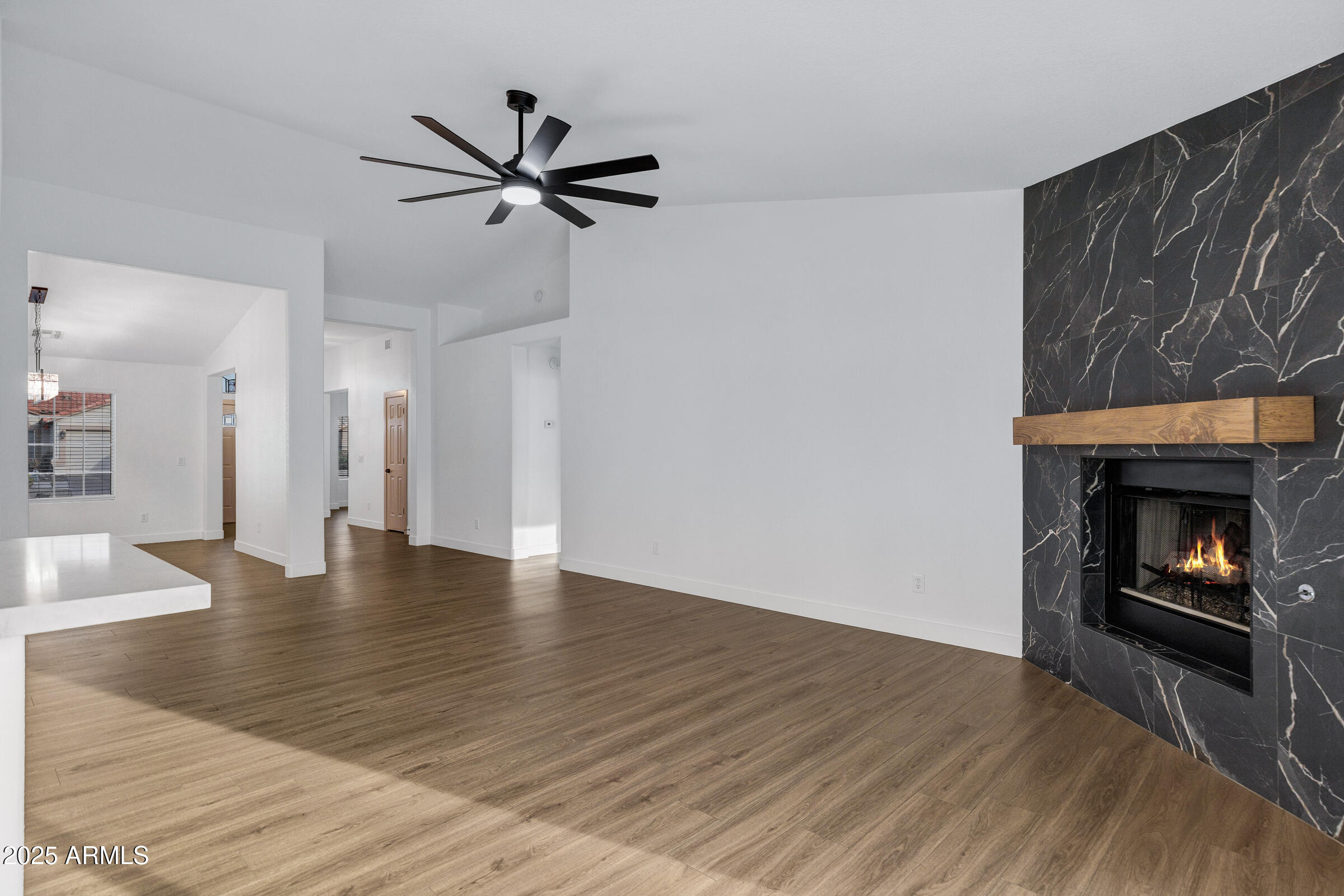 952 South Canal Drive Gilbert, AZ 85296 - Photo 16 of 42 952 S Canal Dr-12