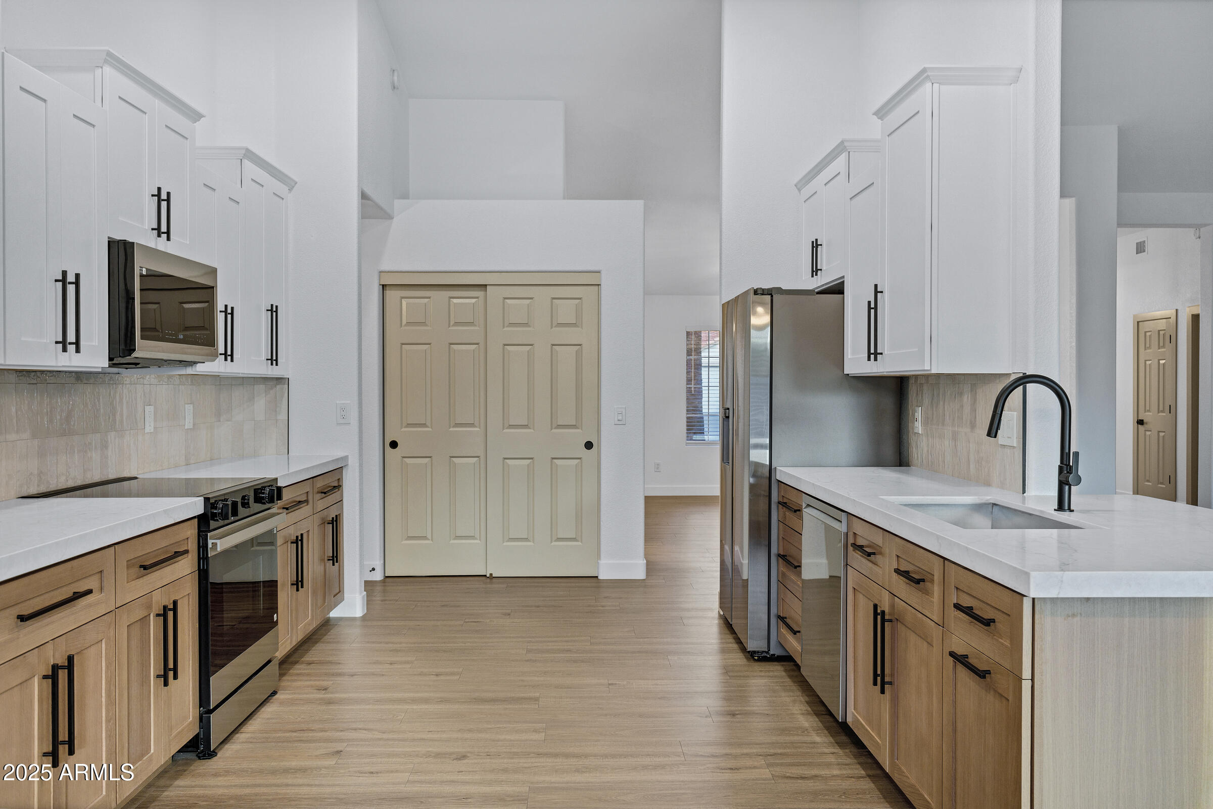 952 South Canal Drive Gilbert, AZ 85296 - Photo 18 of 42 952 S Canal Dr-17