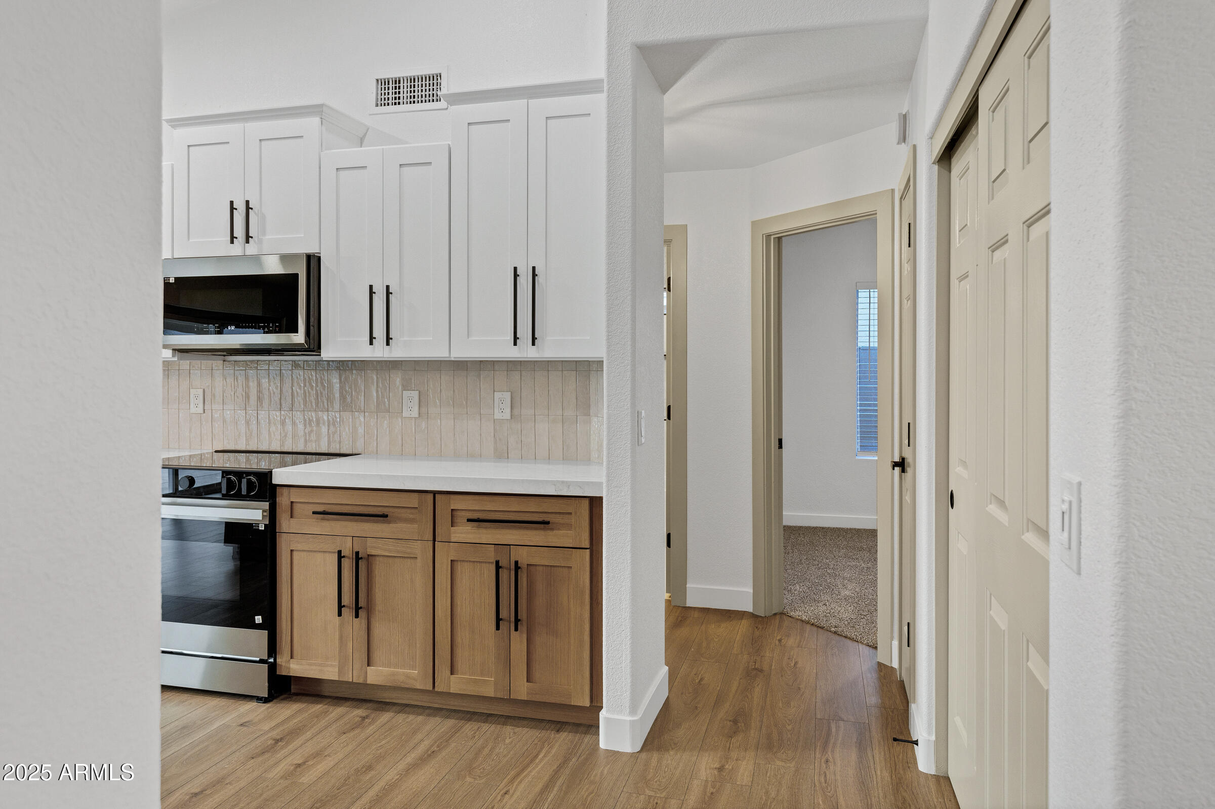 952 South Canal Drive Gilbert, AZ 85296 - Photo 21 of 42 952 S Canal Dr-20