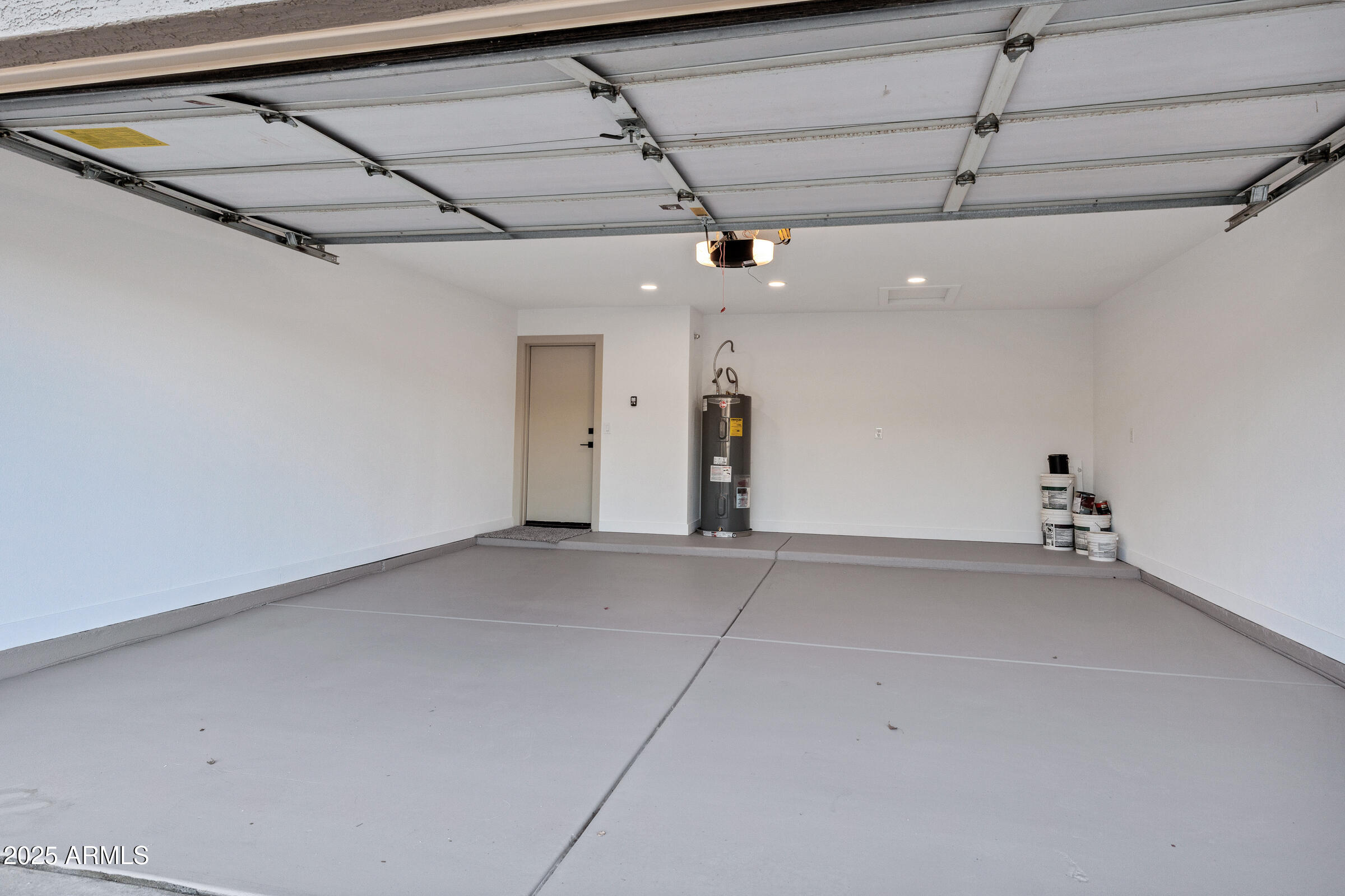 952 South Canal Drive Gilbert, AZ 85296 - Photo 34 of 42 952 S Canal Dr-33