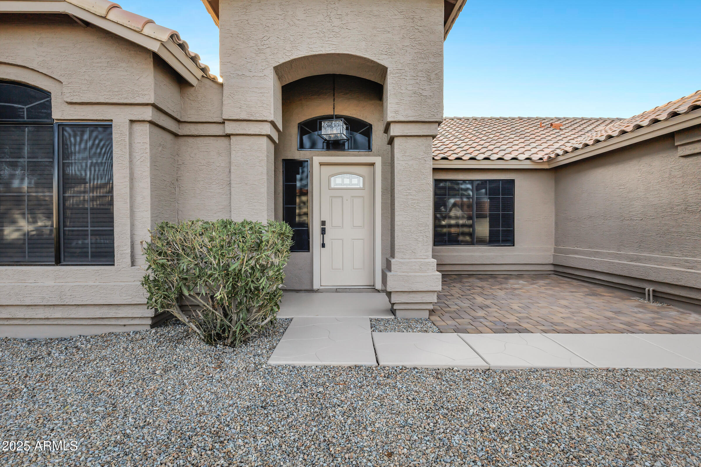 952 South Canal Drive Gilbert, AZ 85296 - Photo 9 of 42 952 S Canal Dr-4