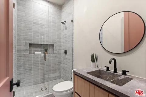 $3,895,000 | 11746 La Maida Street, Valley Village, CA 91607