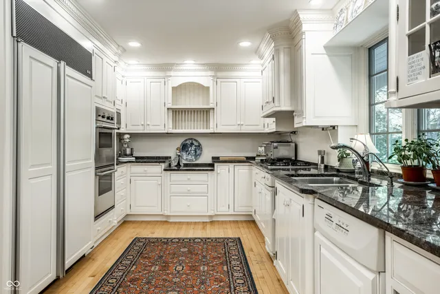 $1,400,000 | 8121 North Illinois Street, Indianapolis, IN 46260