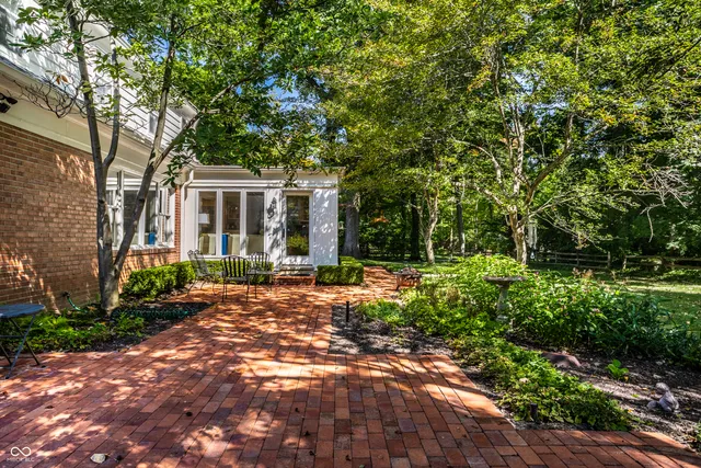 $1,400,000 | 8121 North Illinois Street, Indianapolis, IN 46260