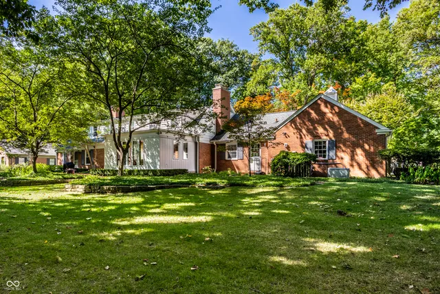 $1,400,000 | 8121 North Illinois Street, Indianapolis, IN 46260