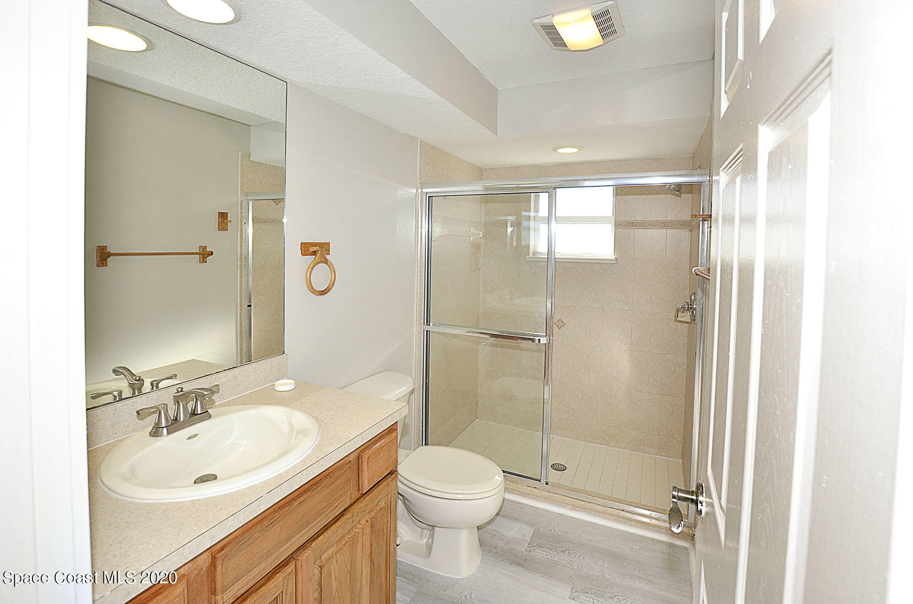 342 Perch Lane Sebastian, FL 32958 - Photo 20 of 34 MasterBath